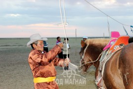 Г.Төмөрмөнх: Гэнэт барьж авч уралдуулчихаад, тавьчихаад байвал морь сайн давхихгүй