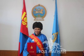 Говьсүмбэр аймгийн шинэхэн алдартууд шагналаа гардаж авлаа