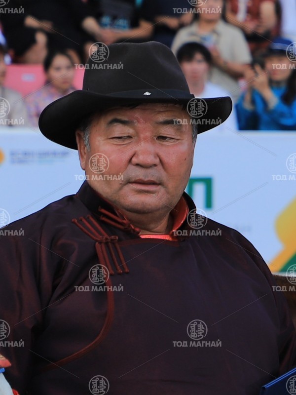 Аймгийн алдарт Энхтайван