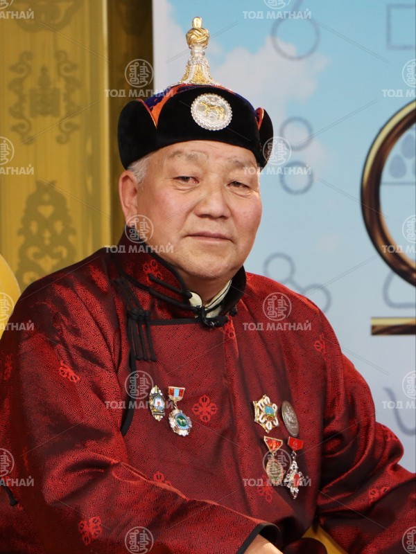 Алдарт Адъяасүрэн