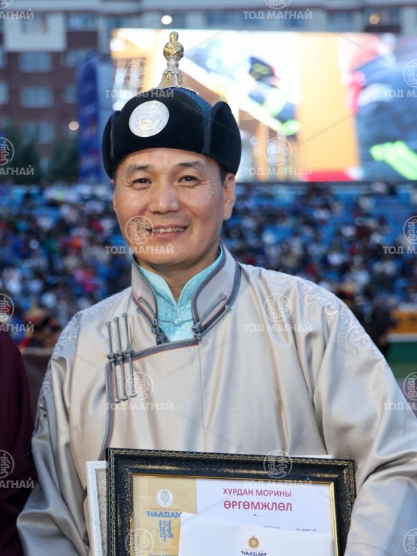 Аймгийн алдарт Дэмбэрэлсайхан